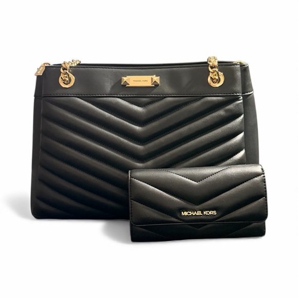 Michael Kors Whitney Quilted Tote & Wallet Set – Luxury Designer Bag - Picture 2 of 14